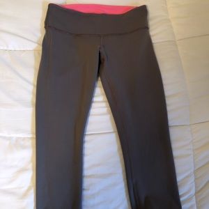 Reversible Cropped Lululemon Leggings